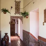 Las Cuatro Puertas